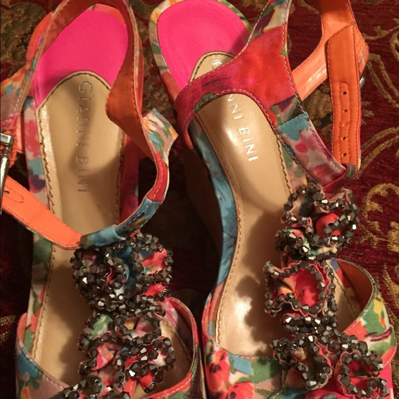 Gianni Bini shoes - Picture 1 of 3